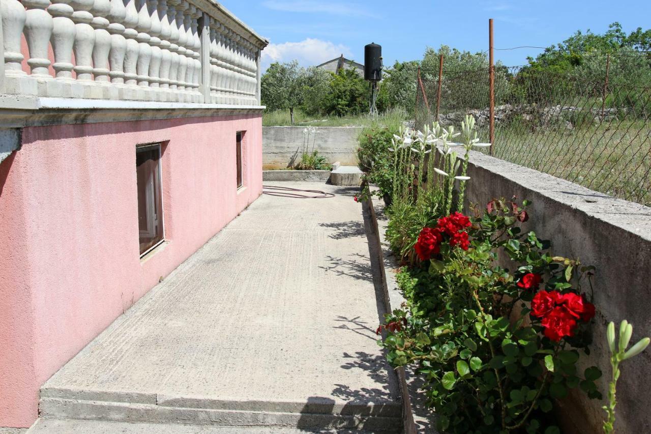 Apartment Mirni Kutak Шибеник Екстер'єр фото
